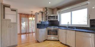 920 Lee Court Gallery 14