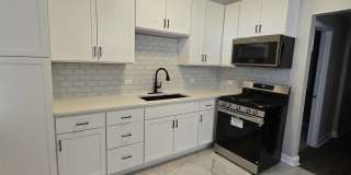 4749 S Prairie Avenue Gallery 7