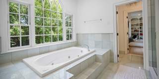 164 West Lane Gallery 30