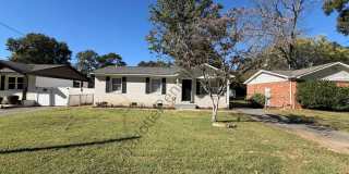 Move in ready 3 bed 1 bath home in Charlotte! Gallery 1