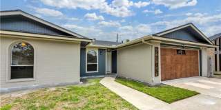 5705 Crest Pebble Drive Gallery 1