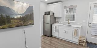 Affordable & Cozy 1BR in Hillsboro – Great Location Gallery 1