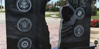 2098 SW Newport Isles Boulevard 2098 SW Newport Isles Boulevard Gallery 10
