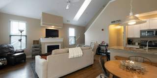 Three Bedroom with Garage near Grandview Gallery 2