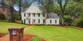 8684 MAPLE CREEK Dr Gallery 1