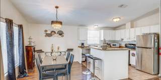 716 21st St Gallery 4