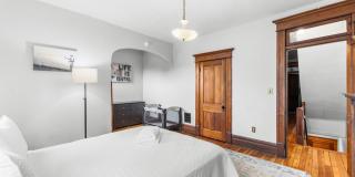 Historic Victorian Charm Meets Modern Living in the Heart of Italian Village / Short North! Gallery 18