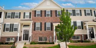 Gorgeous 3 Bedroom home in Heritage Park! Gallery 1