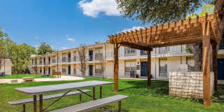 Villas at 1404 Apartments Gallery 7