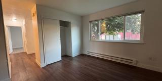 Seward Park Court | Hidden Gem in Serene Neighborhood w/ Onsite Parking Gallery 8