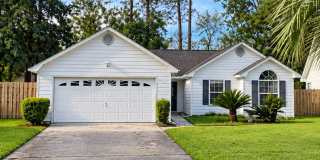 3/2 with large fenced in yard! Gallery 1