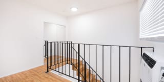 5708 Tujunga Ave. Gallery 22