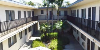 Sierra Madre Apartments Gallery 15