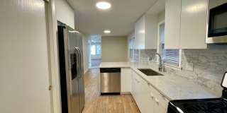 Freshly Renovated 3-Bed in Jefferson Park – In-Unit Laundry & Modern Upgrades! Gallery 1