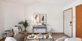Freshly updated 2 bedroom condo! Gallery 1