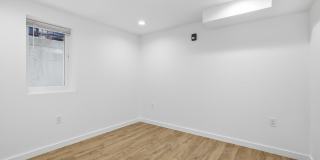 2162 E YORK Street Gallery 12
