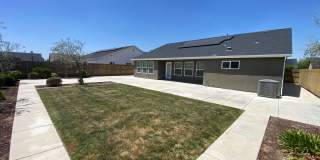 Immaculate like New Home in the gated Windmills at Tule Heights! Gallery 38