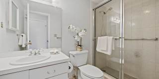 280 Boylston St # 76 Gallery 19