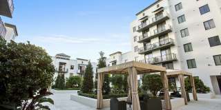 Club Prado Gallery 32