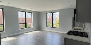 Charming 3 Bedroom-No Broker Fee Gallery 6