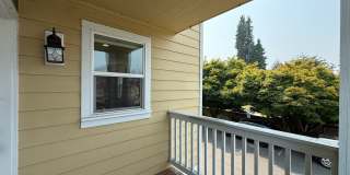 Beautifully Updated 3 Bed, 2.5 Bath Townhome in Monroe Gallery 40