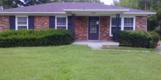 Nice 3 BR 1.5 House in Shively Gallery 1