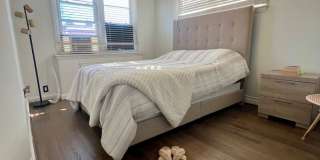 Stunning 3-Bed Twin Home in Lansdowne! Available May 1st! Gallery 24