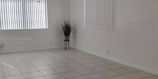 5930 Northeast 18th Avenue Gallery 3