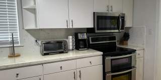 Delaney Park One bedroom with an office available September 7, 2026 Gallery 15