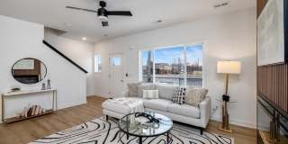 6501 Hickman Road Gallery 8