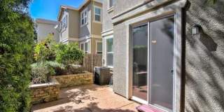 Stunning (Formal Model) 3/3 w/Huge Loft!  Please read entire ad before requesting a viewing!! Gallery 25