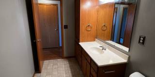 Adorable 2 Bedroom 2 Bath unit in the heart of North Liberty, IA! Gallery 12