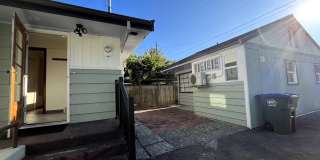 Unique Home in Columbia Neighborhood - 4+ Bedroom 3 Bath - Walnut St Gallery 27