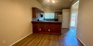 Edmond 3 Bed 2 Bath Home w/ Storm Shelter! Gallery 5