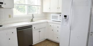 522 East Collins Gallery 20