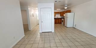3220 SW 26th Terrace, Apt #4 3220 SW 26th Terrace, Apt #4 Gallery 1