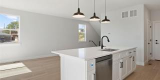 Brand New 3BD, 4BA Half-Duplex in Villa Park with Back Yard Gallery 7