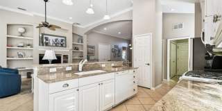 7328 LAKE FOREST GLEN Gallery 14