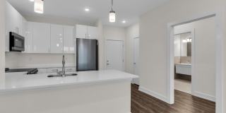 521 Lake Avenue Gallery 5