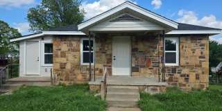 Gorgeous 3 bedroom 1 bath Duplex on street level (separate studio located below). Gallery 1