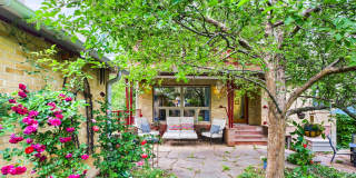 Charming Downtown Oasis | Steps to Pearl Street Gallery 28