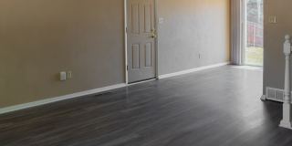 5 Bedroom Rancher in  Vista Grande Terrace Gallery 12