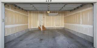 219 West Silver Springs Drive Gallery 28