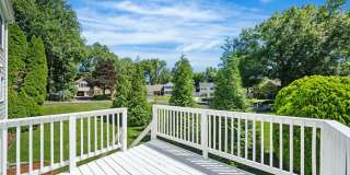 222 APPLE BLOSSOM Court Gallery 44