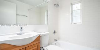 1007 Bay Dr Gallery 16