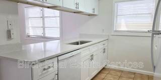 5304 Penguin Drive Gallery 6