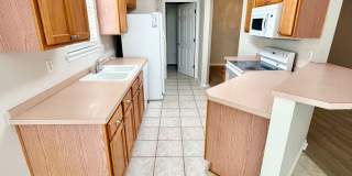 Nice 3 Bedroom Home For Rent - Includes Yard Service! Gallery 18