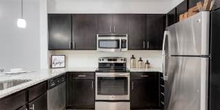 The Melrose Gallery 18