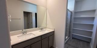 NEW DR Horton 3/BD 2/BA 2/CG Gallery 14