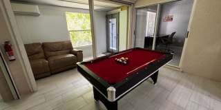 2 bedroom 1.5 bathroom furnished home Gallery 18